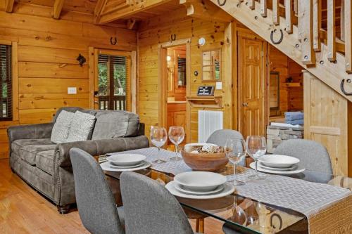 Sunrise Woods Retreat by Eden Crest photo 27