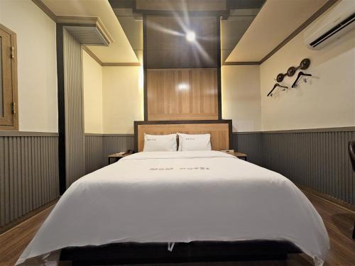 HOTEL ViAにあるベッド