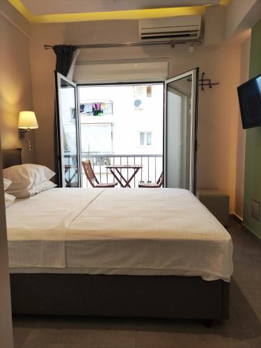 Athens Stay 15 Hotel-Style Room, King Bed & Private Balcony