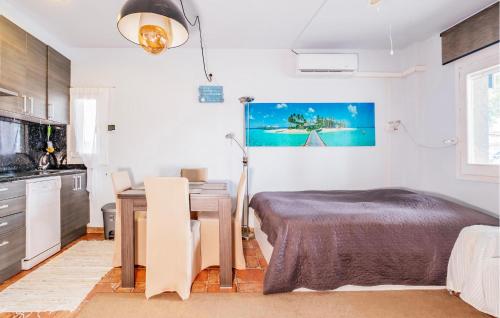1 Bedroom Nice Apartment In Empuriabrava