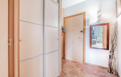 1 Bedroom Nice Apartment In Empuriabrava