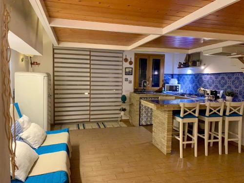 Dapur atau dapur kecil di Ara Town House