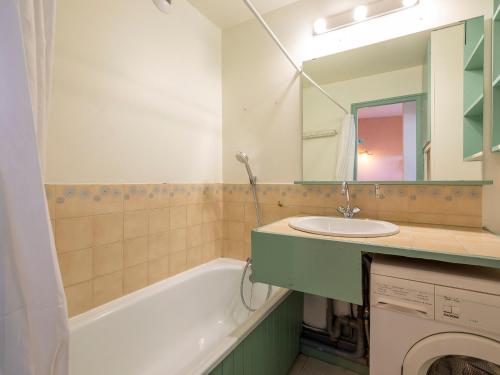 Ванная комната в Appartement Avoriaz, 2 pièces, 4 personnes - FR-1-314-277