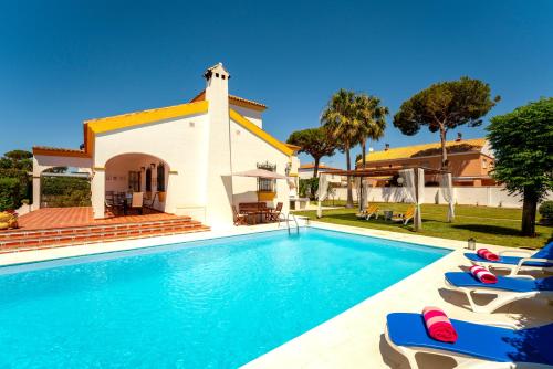 Villa La Caleta - Private Pool and Garden