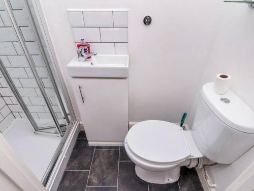 Ảnh trong thư viện ảnh của contractors house ở Doncaster