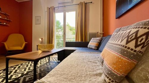 Modern & Cozy 51sqm Apt in Thisseio