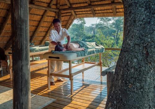 Tetamu yang menginap di Motswari African Retreat & Walking Safaris by NEWMARK