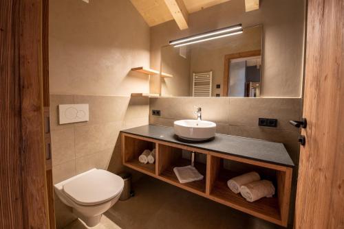 Koupelna v ubytování Filzsteinresort Wohnungen Top 5