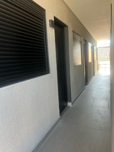 Gambar di galeri bagi Hospedagem Confortável e Prática para viajantes e férias - Próxima à BR-101 di São José