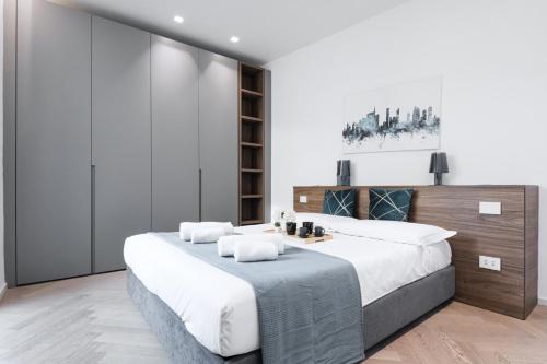 Easylife - Milano - Torino 64 P2 Int 7 - Duomo
