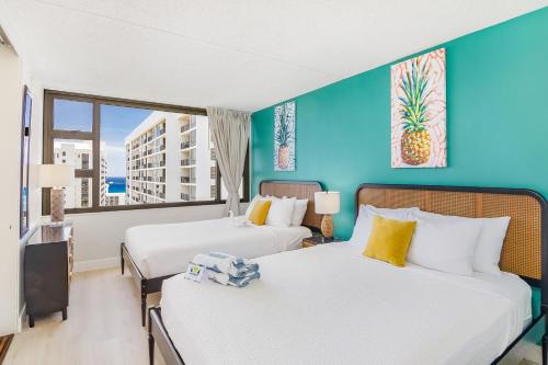 Breathtaking Ocean View 1 BR Condo with Free Parking!_2