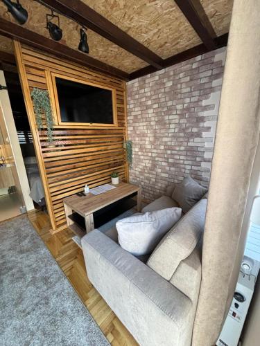 Studio apartman Tiago
