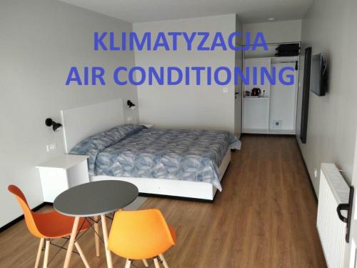 Ένα ή περισσότερα κρεβάτια σε δωμάτιο στο Motel Express