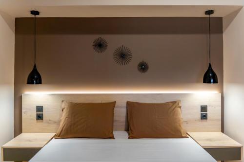 Posteľ alebo postele v izbe v ubytovaní NOVOS guesthouse Meteora