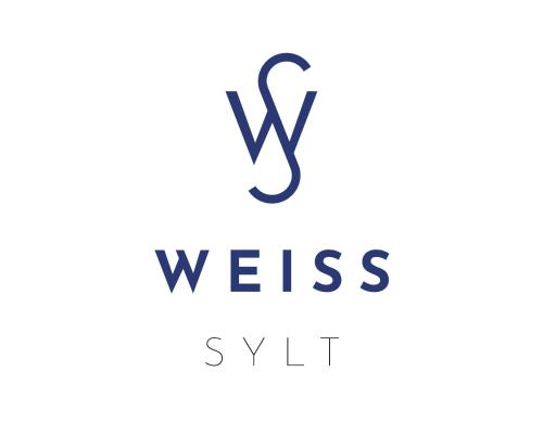 a logo for a website with the letter w in black at SeaSide LOFTS im Herzen von Westerland in Westerland (Sylt)