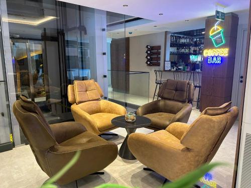 Χώρος καθιστικού στο Sam Hotel