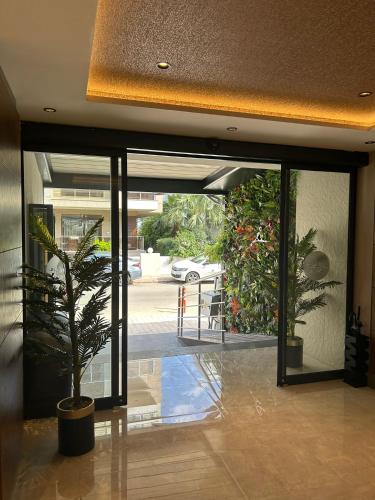 Κήπος έξω από το Sam Hotel