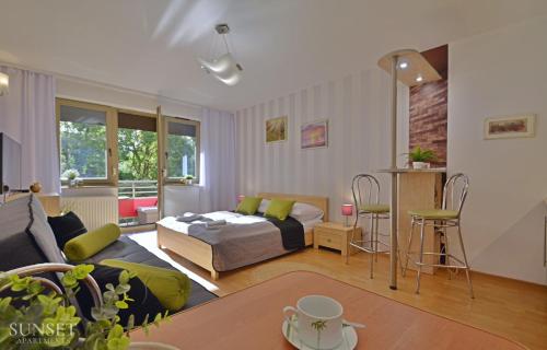 Sunset Apartments - Zdrojowa 24 - plaża 350m, cicha okolica, kilka kroków od centrum promenady