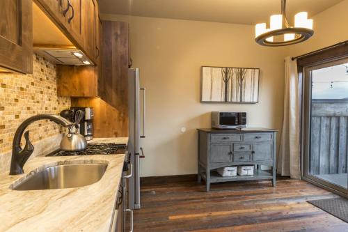 Η κουζίνα ή μικρή κουζίνα στο Cana Loft 301