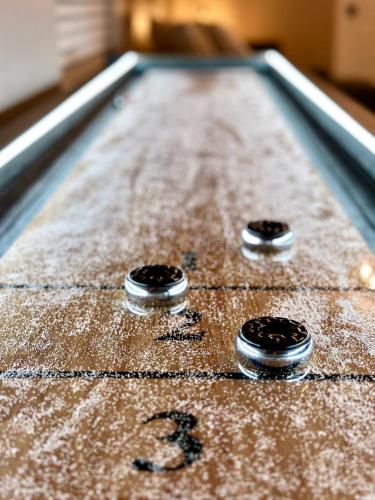 a close up of a metal counter top with three rings at Beehive Basecamp Explore Ski Play and Make Memories in Parowan