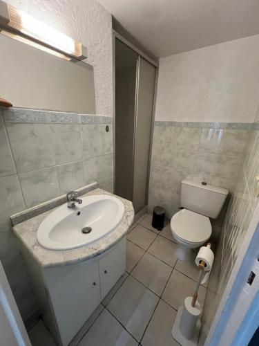 Photo de la galerie de l'établissement Studio meublé proche centre et gare, à Reims