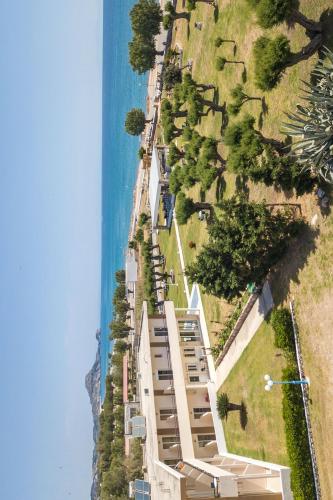 Al Mare Apartments