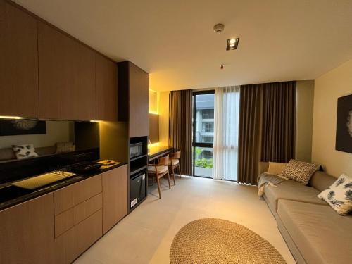 Cozy Minimalist Apartment Lavaya N511
