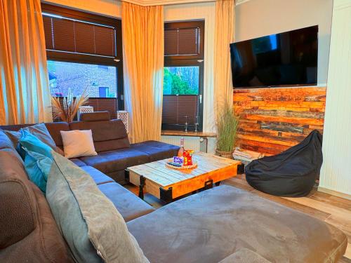 Villa Mila EG - by Mila FerienARPartments - Büsum Hafen, eigener Parkplatz, Terrasse photo 6