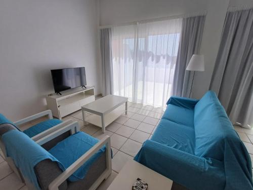 TV a/nebo společenská místnost v ubytování Paradise Gardens - superb large 3 bed 2 bath apt