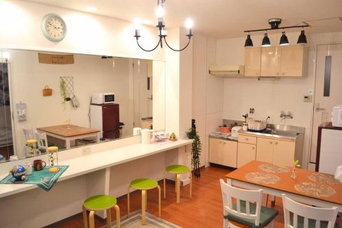 212gblhouse,大阪中心部,道頓堀,難波,心斎橋,黒門市場エリア!USJもすぐ!駅から徒歩1分の広いおしゃれな部屋!