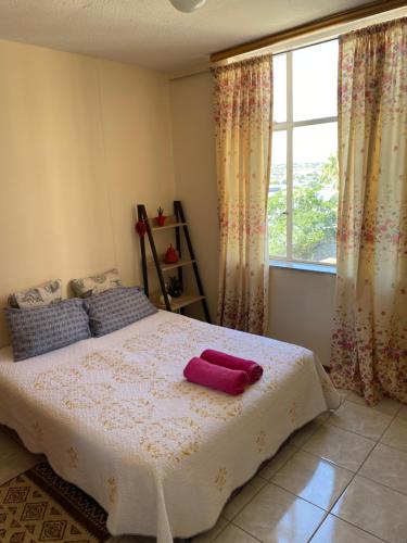 Giường trong phòng chung tại Windhoek View