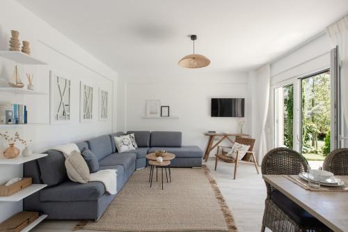 Sani Aquatic Villa with private garden