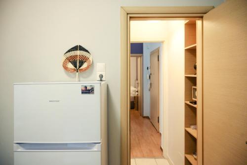 Modern Downtown Flat by GOLDENLAND