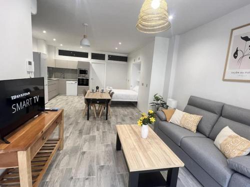 Living Colors Logroño GARAJE Aire wifi by Apartamentos Logrono