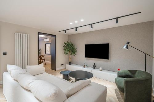 Location, Luxury & Style Best 4Bed in Madrid