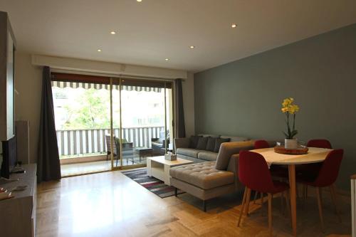 Air-conditioned Apartment of 90 m2 only 200 meters away from the Croisette