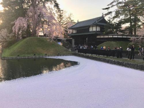 Un paisaje natural cerca del ryokan