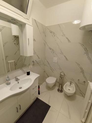 Andrea Central Apartment photo 8