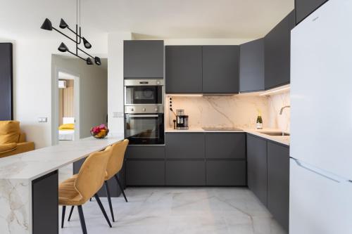 Stunning flat next to the beach-Ocean views