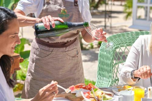 Mad på hotellet eller i nærheden