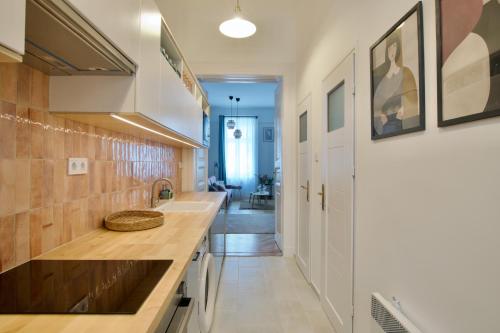 Standard Apartment by Hi5-Paulay Ede Apartment 1061 Budapest, Paulay Ede utca 8 kép - 3