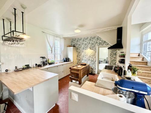 Dapur atau dapur kecil di Belle demeure Picarde avec son Parc de 5000m2