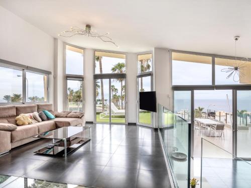 Villa Olbia Charming Infinity Pool sea view