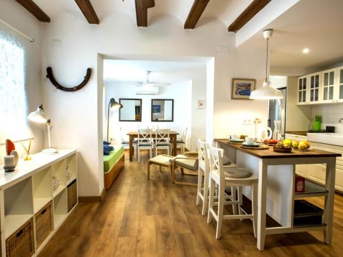 Holiday Home Cala Blanca 56 by Interhome