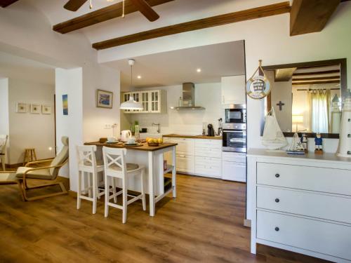 Holiday Home Cala Blanca 56 by Interhome