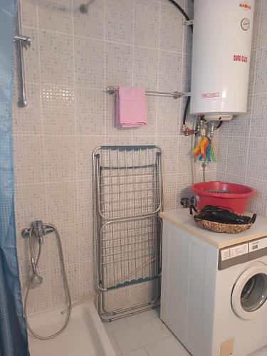 Sunny apartment in paralia 2