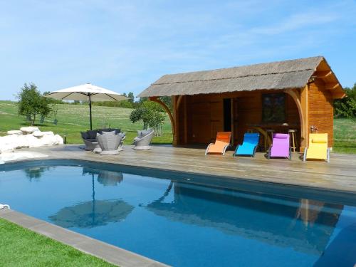 Πισίνα στο ή κοντά στο Holiday Home Moulin de Rabine by Interhome
