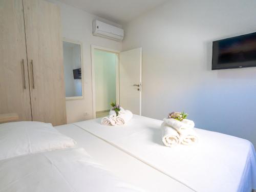 Apartment Lucius 1 by Interhome