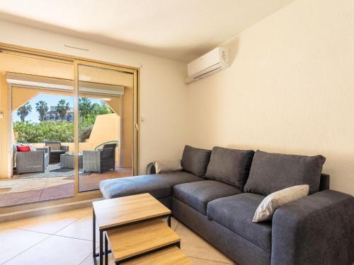 Apartment Les Regates-5 by Interhome