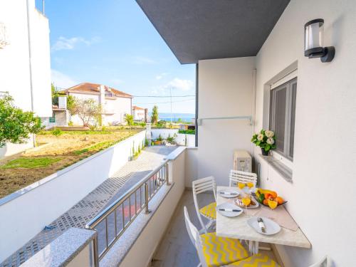 Apartment Lucius 2 by Interhome